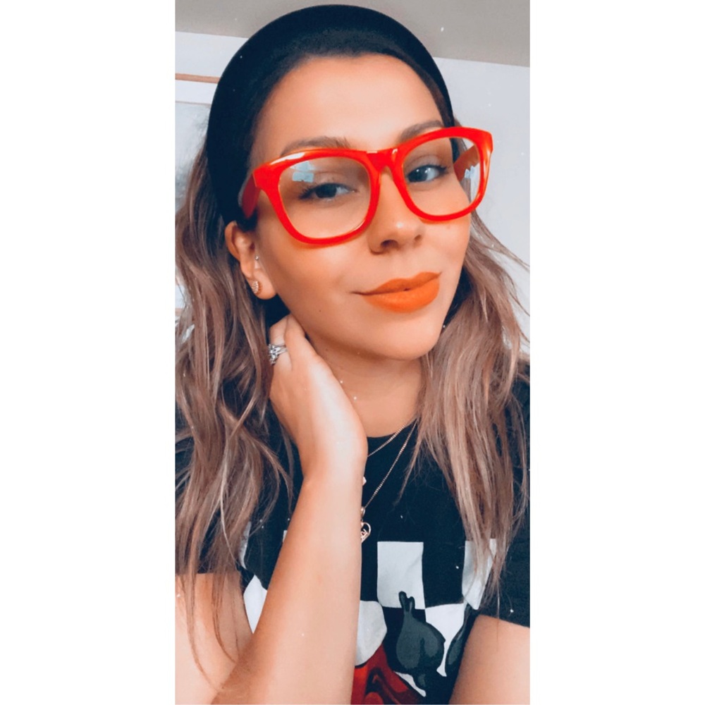 Meet your Posher, Lorena